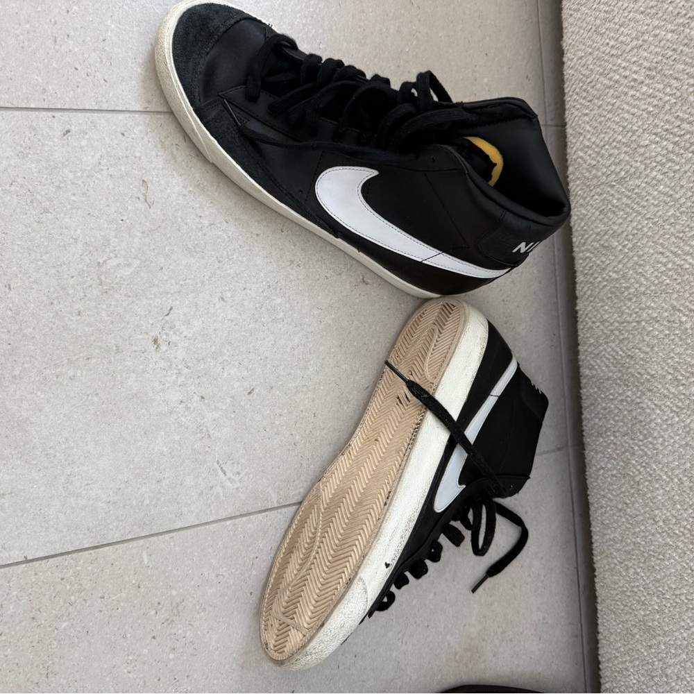 Nike Black and White Classic Sneakers